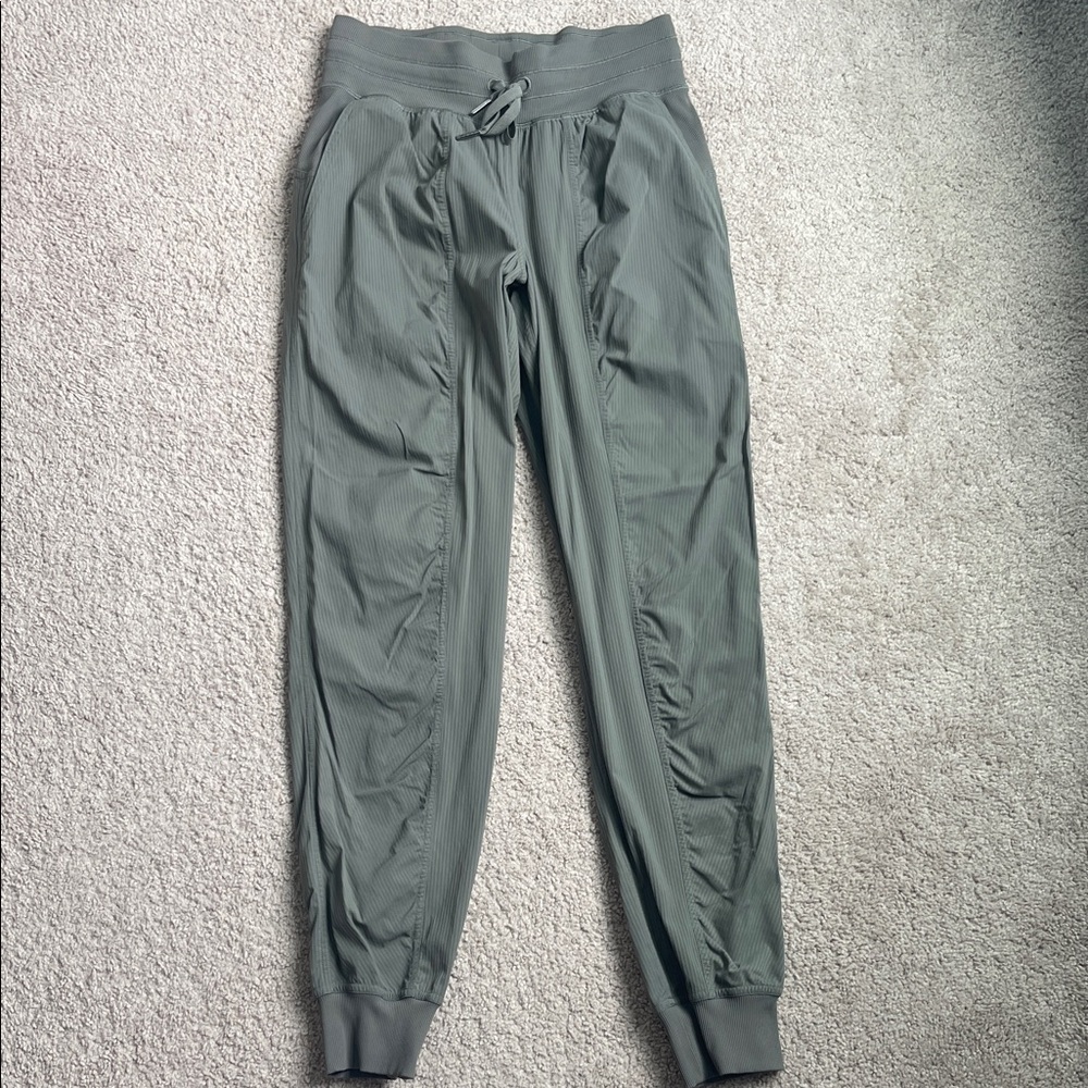Lululemon Dance Studio 7/8 Jogger